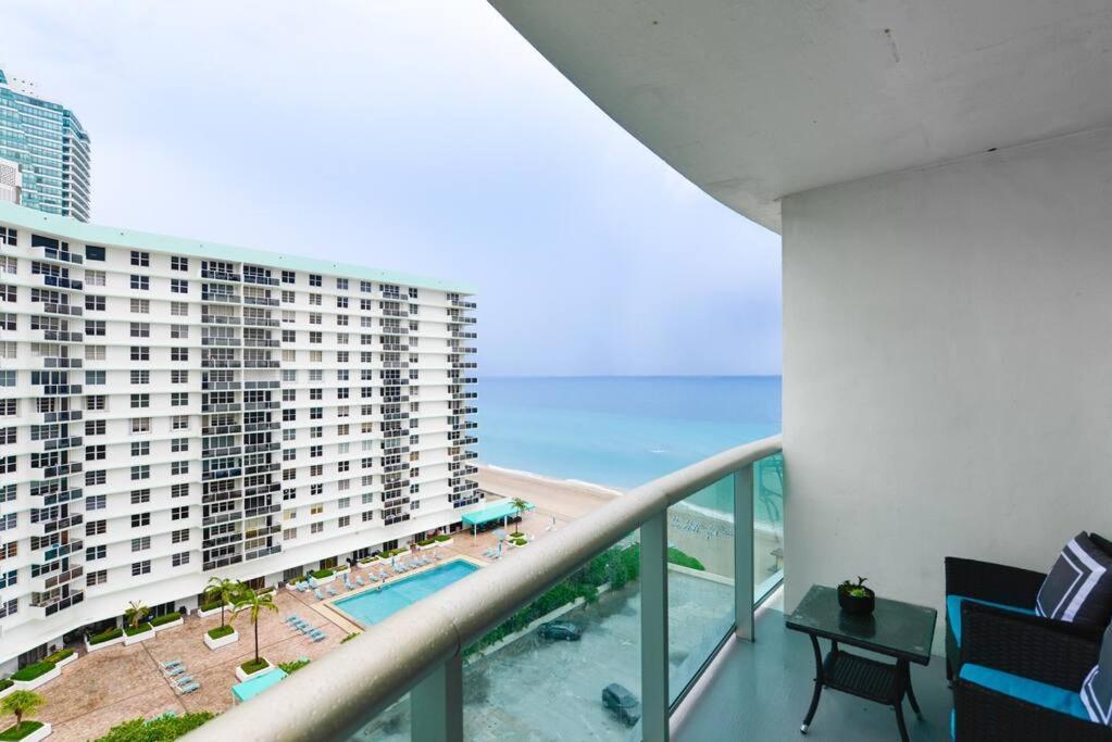 The Tides Hollywood 1/1 Condo Ocean Front W Pool Экстерьер фото