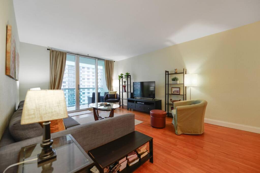 The Tides Hollywood 1/1 Condo Ocean Front W Pool Экстерьер фото