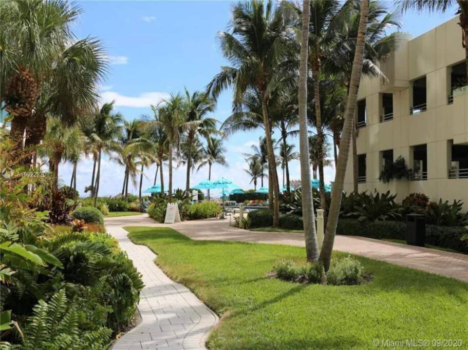 The Tides Hollywood 1/1 Condo Ocean Front W Pool Экстерьер фото